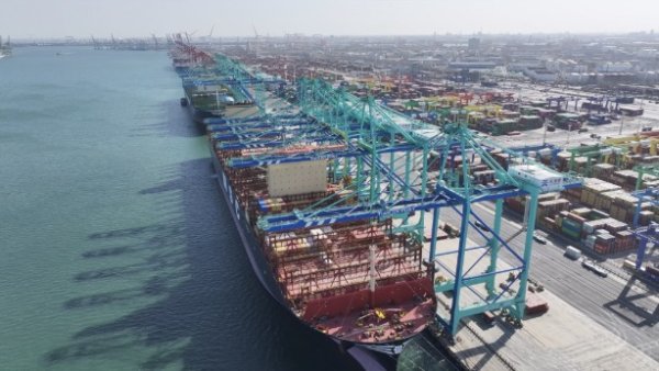 东启网 从“通道经济”到“港口经济”的加速升级